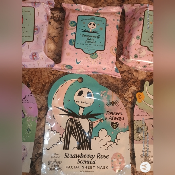 Nightmare Before Christmas Other - Nightmare before Christmas Disney beauty set New